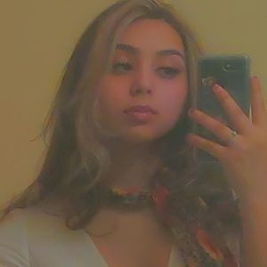 Meet your Posher, Alyssa